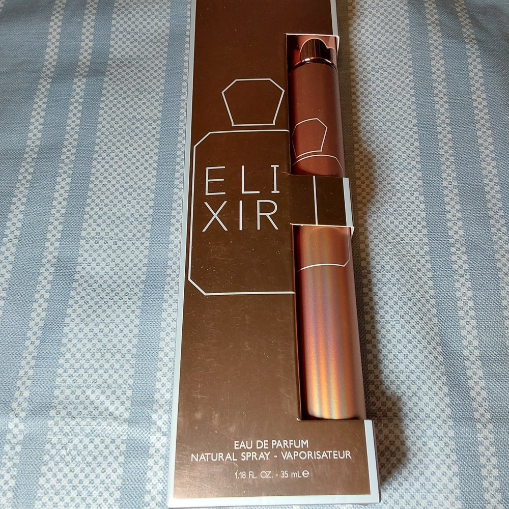 Women's United Scents ELIXIR Eau De Parfum Natural Spray  1.18 oz.‎ NEW - Picture 2 of 7
